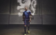 B体育 (中国)官方网站 - B体育引领全球体育娱乐新潮流-意大利足坛新动向，罗马诺巴图里纳即将加盟科莫，体检在即