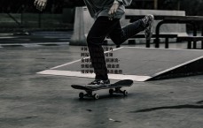 B体育 (中国)官方网站 - B体育引领全球体育娱乐新潮流-快船痛失良机 掘金逆境反弹系列赛悬念重燃